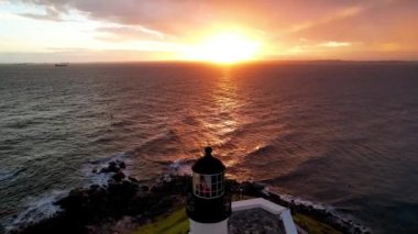 Salvador Bahia Brezilya şehir merkezindeki turizm kartpostalının günbatımı görüntüsü. Brezilya Kuzeydoğusu. Tropikal seyahat hedefi.