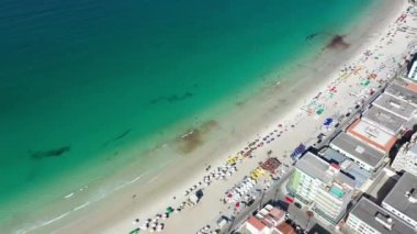 Rio de Janeiro Brezilya 'nın Sahil Bölgesi' nin çarpıcı Karayip suları. Brezilya Karayipleri. Tropik seyahat yerleri. Yaz manzarası.