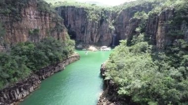 Minas Gerais Brezilya 'da Capitolio Lagün Turizm Tarihi. Meşhur Mobilya Barajı. Turizm simgesi. Seyahat yerleri. Tatil gezisi.