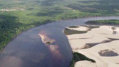 Lencois Maranhenses Maranhao Brezilya. Tatil gezisi için tropik bir manzara. Kuzeydoğu Brezilya. Uluslararası seyahat yerleri.