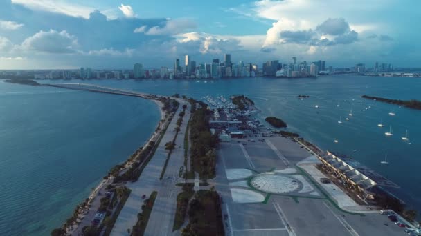 Повітряний Ландшафт Мирного Ландшафту Знаменитому Прибережному Місті Маямі Сполучені Штати — стокове відео