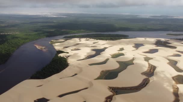 Písečné Duny Laguny Dešťové Vody Severovýchodním Brazilském Ráji Světová Destinace — Stock video