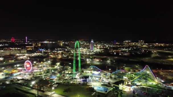 Orlando Florida Usa Şehir Merkezindeki Eğlence Parkında Gece Manzarası Lunaparktaki — Stok video