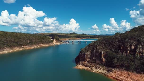 Capitolio Lagunen Turism Landmärke Minas Gerais Brasilien Berömda Furnas Damm — Stockvideo