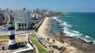 Brezilya 'nın kuzeydoğusundaki ünlü deniz feneri. Salvador Bahia Brezilya. Tropik seyahat rotası. Ünlü küresel seyahat merkezleri.