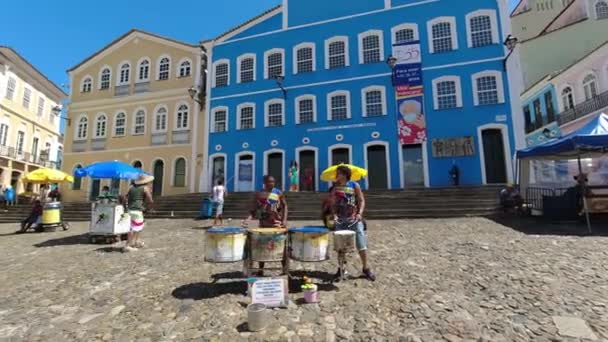 サルバドール バイア ブラジルのダウンタウンにあるペロウリーニョ斜面 観光はがきで歴史的な建物 市内の歴史的中心部 目的地へ 休暇旅行 — ストック動画