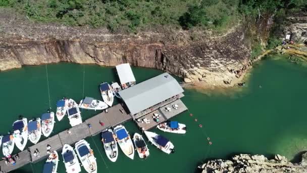 Capitolio Punto Riferimento Turistico Laguna Minas Gerais Brasile Famosa Diga — Video Stock