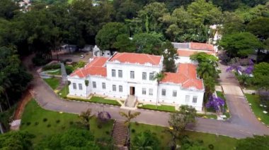 Sao Paulo Brezilya 'daki Butantan Enstitüsü genel merkezi. Coronavirus Aşı Fabrikası ortağı Sinovac Laboratuvarı Çin. Butantan Enstitüsü Covid-19 Aşı Fabrikası. Coronavirus aşısı.