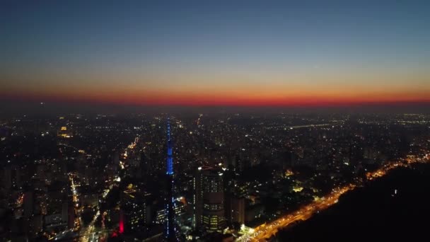 圣保罗市中心的日落 日落时市中心的风景 地标城市的大都市景观 — 图库视频影像