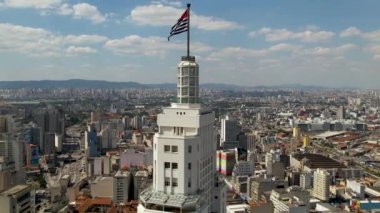 Sao Paulo Brezilya 'nın şehir manzarası. Şehir merkezinin çarpıcı manzarası. Kent simgelerinin Metropolis manzarası.