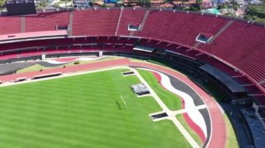 Sao Paulo Brezilya 'nın şehir manzarası. Şehir merkezindeki spor merkezinin göz kamaştırıcı manzarası. Sao Paulo Brezilya şehir merkezindeki futbol stadyumu..