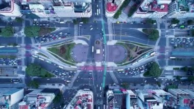 Buenos Aires Arjantin şehri. Arjantin 'in şehir merkezindeki turizm manzarası. Turizm simgesi. Şehir merkezinin dışında. Buenos Aires 'in şehir manzarası.