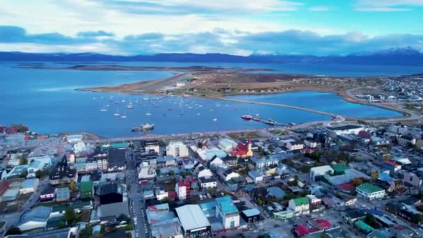Cityscape Της Πόλης Της Ushuaia Αργεντινή Στην Tierra Del Fuego — Αρχείο Βίντεο