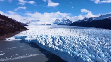 Los Glaciares National Park at El Calafate at Patagonia Argentina. Stunning landscape of iceberg in Patagonia. Perito Moreno Glacial. Patagonia landscape. Travel destination of El Calafate Argentina.