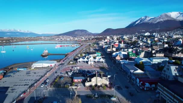 Downtown Ushuaia Argentina Tierra Del Fuego Natural Landscape Scenic Town — Stok video