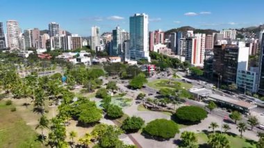 Espirito Santo Brezilya 'nın Vitoria şehrinin havadan manzarası. Bulvarlar ve bulvarlar Vitoria Espirito Santo şehrinin simgesidir. Brezilya sahil kasabasının başkenti. Şehir merkezi..