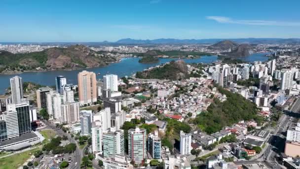 巴西圣埃斯皮里奥州维托里亚市中心的空中城市景观 维多莉亚圣埃斯皮里图市的推土机和街道地标 巴西沿海城市首府 市区区 — 图库视频影像