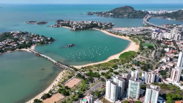 Oszałamiający Krajobraz Tropikalnej Scenerii Wybrzeżu Miasta Stolicy Vitoria Espirito Santo — Wideo stockowe
