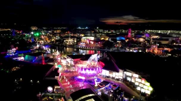 Nattstadsbilden Orlando Florida Usa Nattflygande Landskap Fantastisk Nöjespark Och Människor — Stockvideo