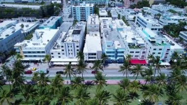 Miami Beach Florida 'da. Miami Beach Birleşik Devletleri. Florida Eyaletindeki Miami Beach sahil manzarası. Seyahat güzergahı. Tropik seyahat.