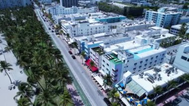 Miami Beach Florida 'da. Miami Beach Birleşik Devletleri. Florida Eyaletindeki Miami Beach sahil manzarası. Seyahat güzergahı. Tropik seyahat.