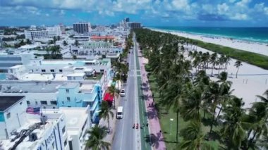 Miami Beach Florida 'da. Miami Beach Birleşik Devletleri. Florida Eyaletindeki Miami Beach sahil manzarası. Seyahat güzergahı. Tropik seyahat.