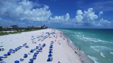 Miami Beach Florida 'da. Miami Beach Birleşik Devletleri. Florida Eyaletindeki Miami Beach sahil manzaralı. Seyahat yerleri. Tatiller.
