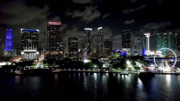 Cidade Noturna Miami Florida Estados Unidos Paisagem Aérea Noturna Edifícios — Vídeo de Stock