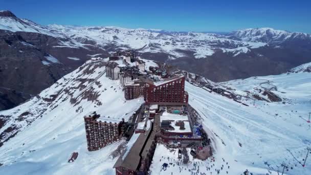 Santiago Chile Skidstation Centrum Vid Snöar Anderna Berg Nära Santiago — Stockvideo