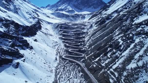 Carretera Con Curvas Pintorescas Sinuosa Carretera Cordillera Los Andes Carretera — Vídeo de stock
