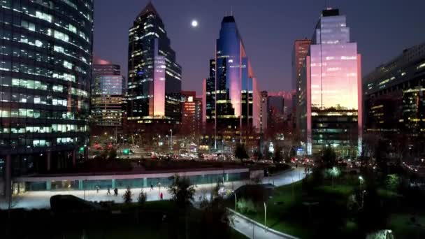 Ηλιοβασίλεμα Στο Σαντιάγο Χιλής Cityscape Του Ουρανού Ηλιοβασίλεμα Στην Πόλη — Αρχείο Βίντεο