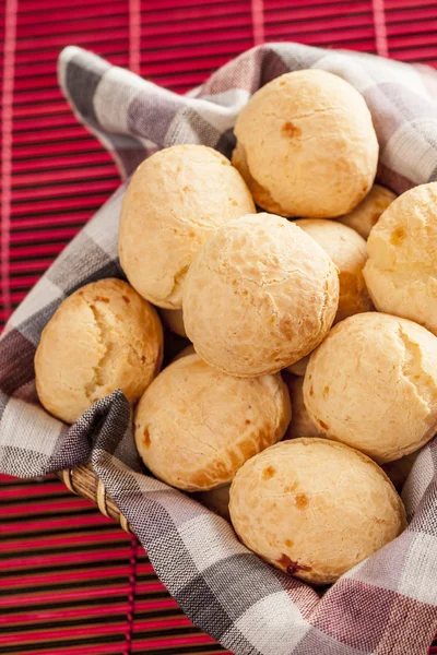 Brasilianische Käsebrötchen — Stockfoto