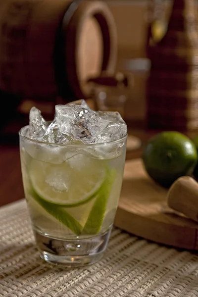 Braziliaanse kalk caipirinha — Stockfoto