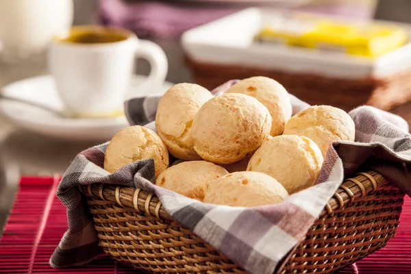 Brasilianische Käsebrötchen — Stockfoto