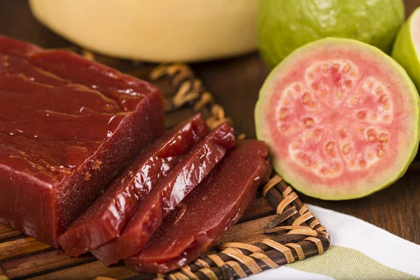 Guava tatlı, goiabada — Stockfoto