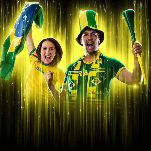 Brazilian Couple Celebrating Cup Black Background Yellow Glow Cheering Brazil — Stock Fotó