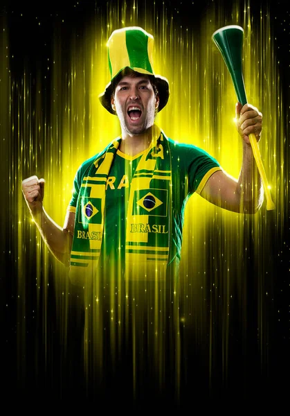 Brazilian Fan Celebrating Yellow Black Backgroun Cheering Brazil Champion Fotografia De Stock