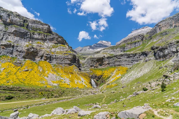 Utsikt Över Åkerfräken Vattenfall Ordesa Och Monte Perdido Nationalpark Aragon — Stockfoto
