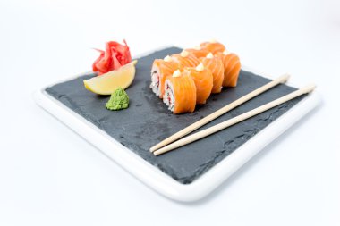 suşi taşlar üzerinde