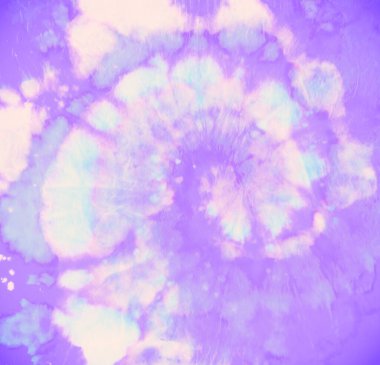 Mor hippi tişörtü. Soyut Çember Tasarımı.