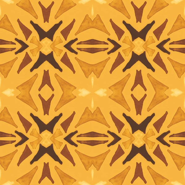 Kusursuz suluboya üçgenler. El çizimi geometrik mozaik.