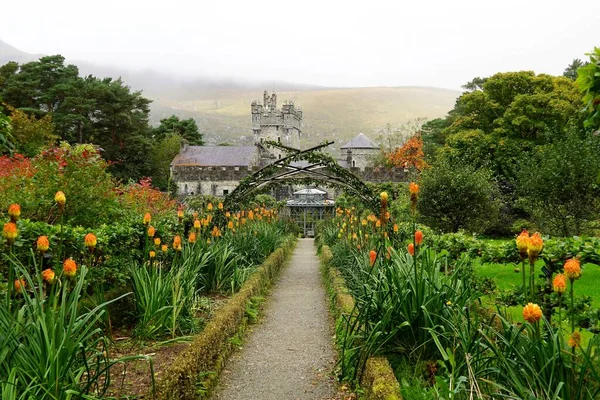 Zamek Ogrody Glenveagh Parku Narodowym Glenveagh Hrabstwo Donegal Irlandia — Zdjęcie stockowe