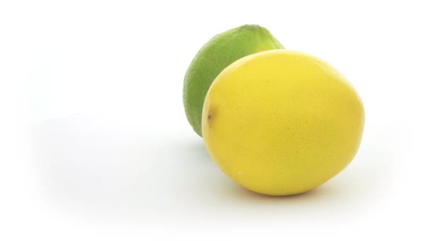 Citron Isolerad Gul Citron Vit Bakgrund Citrusfrukter Isolat — Stockvideo