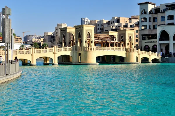 Bridge at the Dubai Mall, UAE — Stock Photo, Image