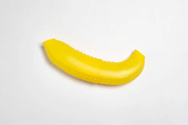 Пластиковий Жовтий Обід Банановий Футляр Ізольований Білому Тлі Фотографія Високою — стокове фото