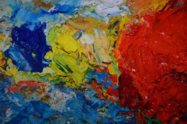 Atölyesinde ressam paleti