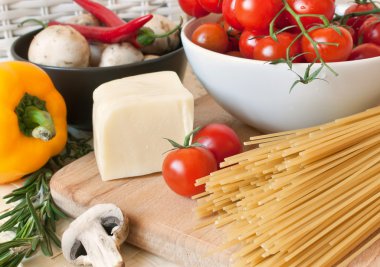 Makarna ve taze sebze