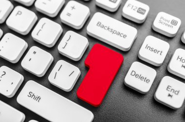 klavye ile boş kırmızı düğme