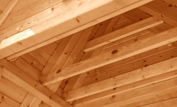 Estructura de techo de madera para una casa. — Foto de Stock