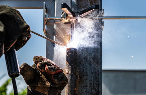 Metal Welding Work Welder Metal Structures — Foto Stock